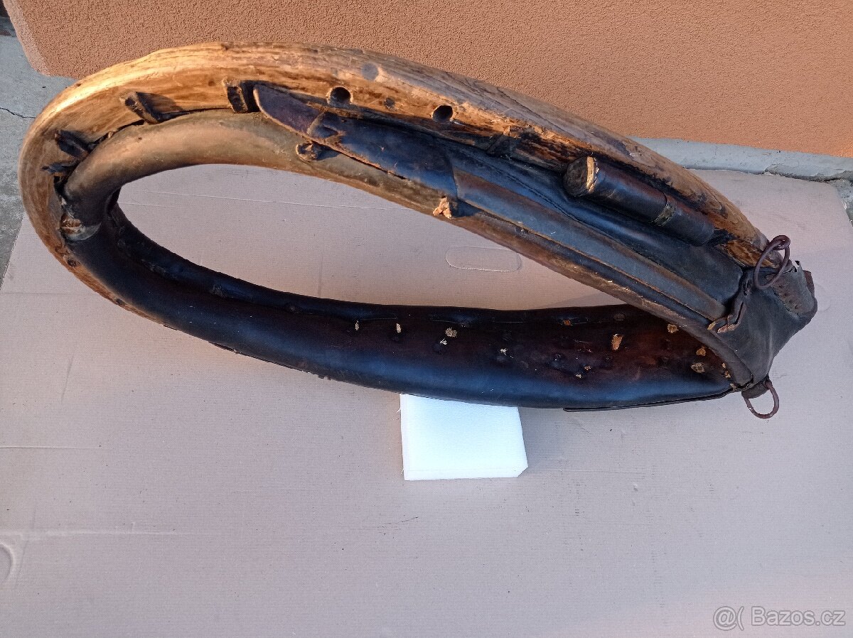 Koňský chomout - 3