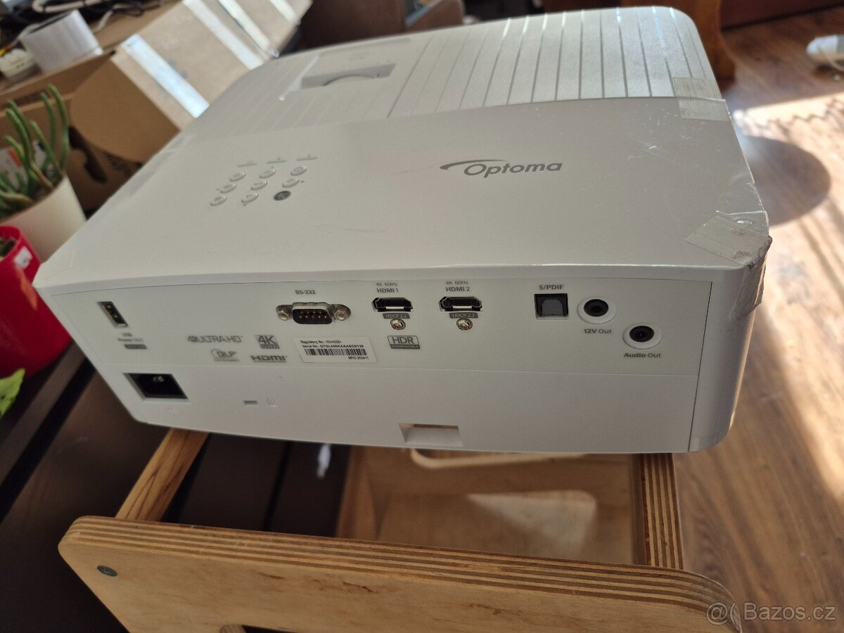 4K projektor Optoma UHD38x - 3