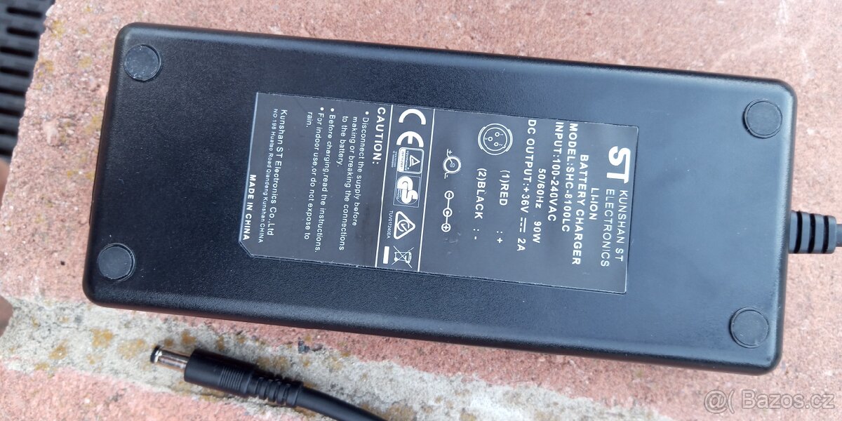 Nabíječka Apache Power 36V - 3