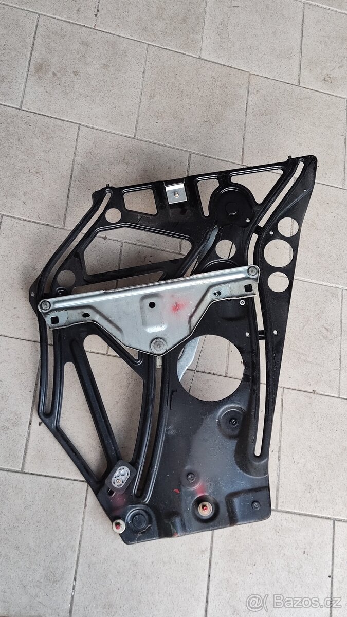 Mercedes W124 coupé - 3