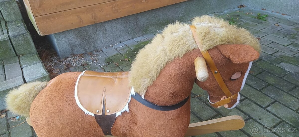 Houpací kůň - zlevněno na 1490Kč - 3