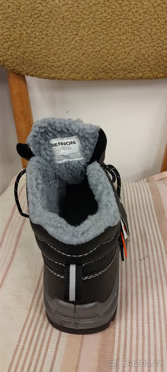 Pracovní obuv zateplená, vel. 43 - 3