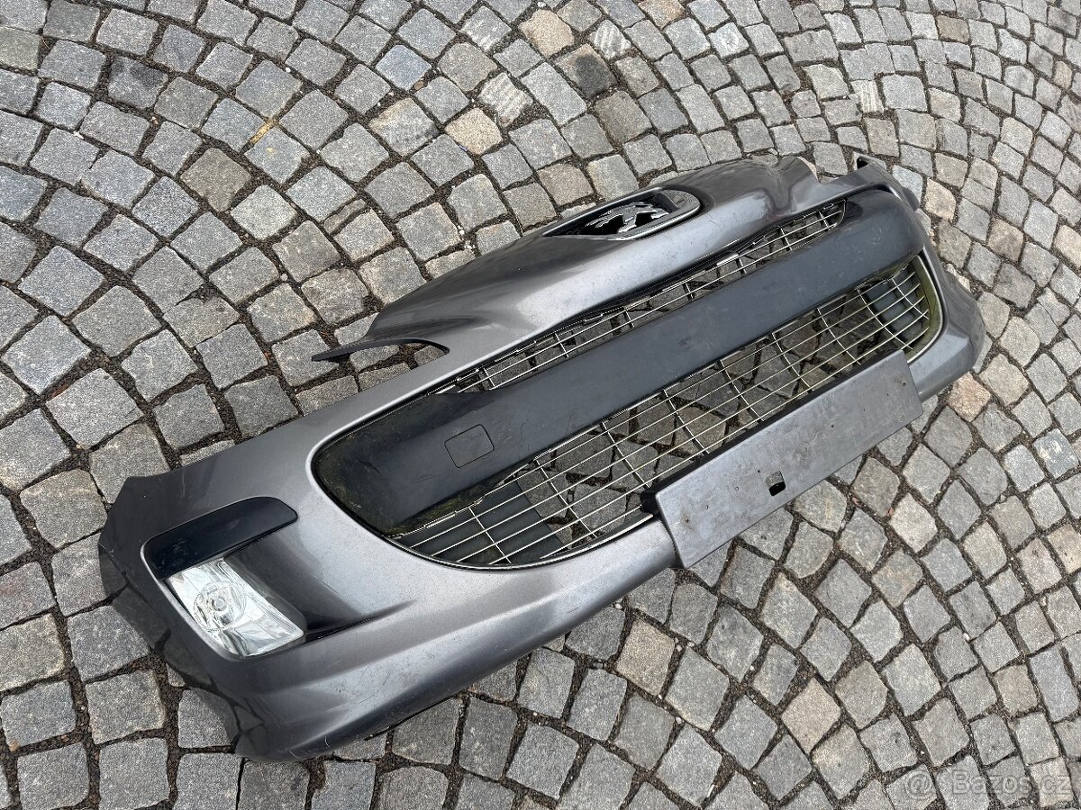 Přední nárazník Peugeot 308 - 3