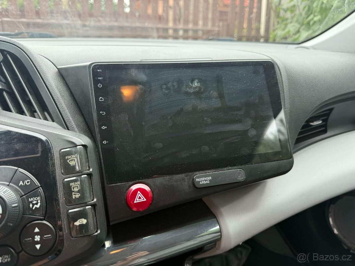 CR-Z Infotainment - 3