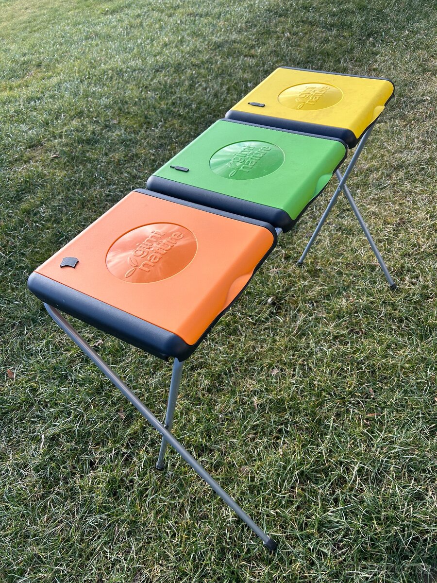 Stojan na tříděný odpad - 3