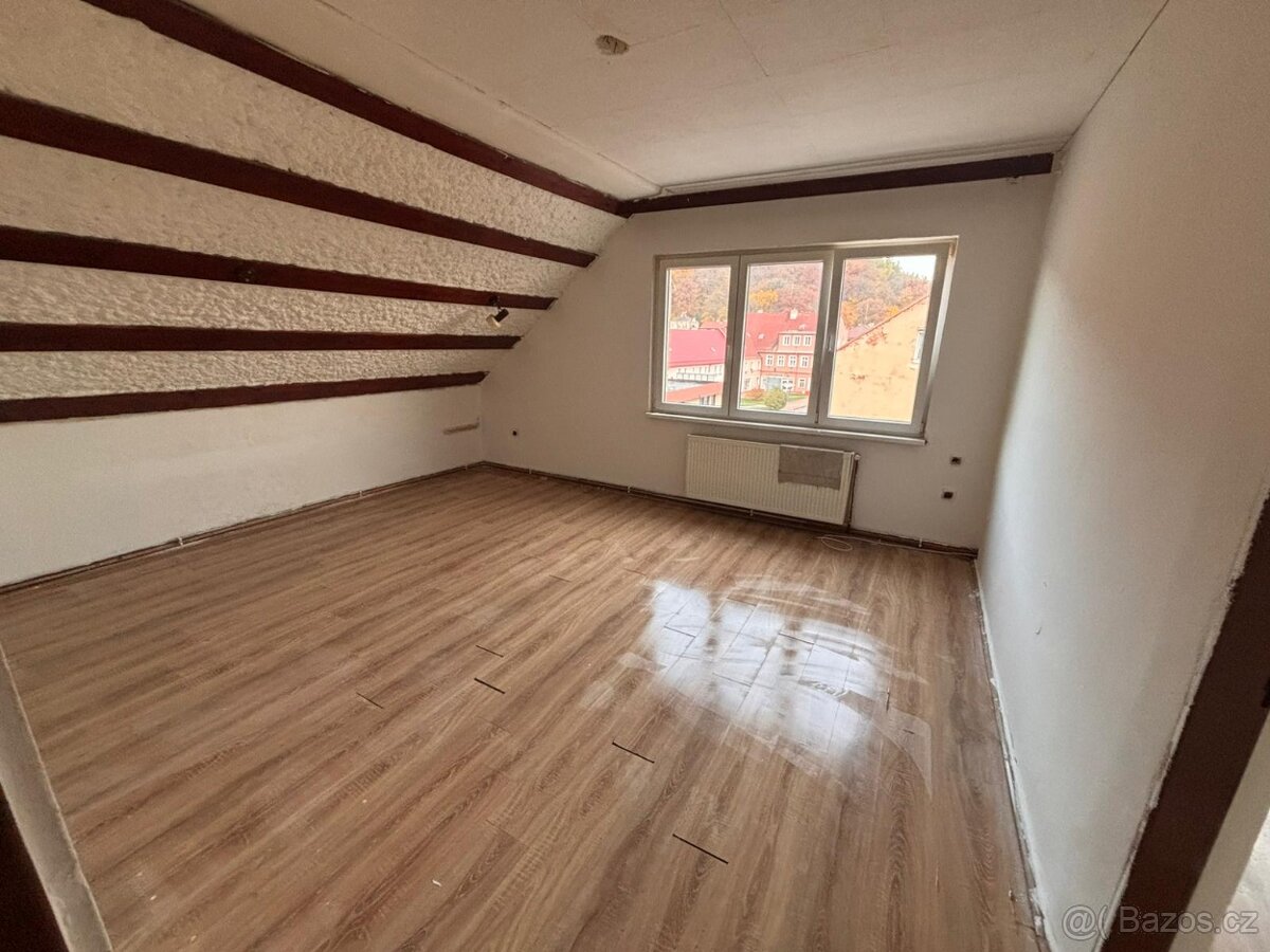 Pronájem bytu 3+1 v Dubí 1 - 3