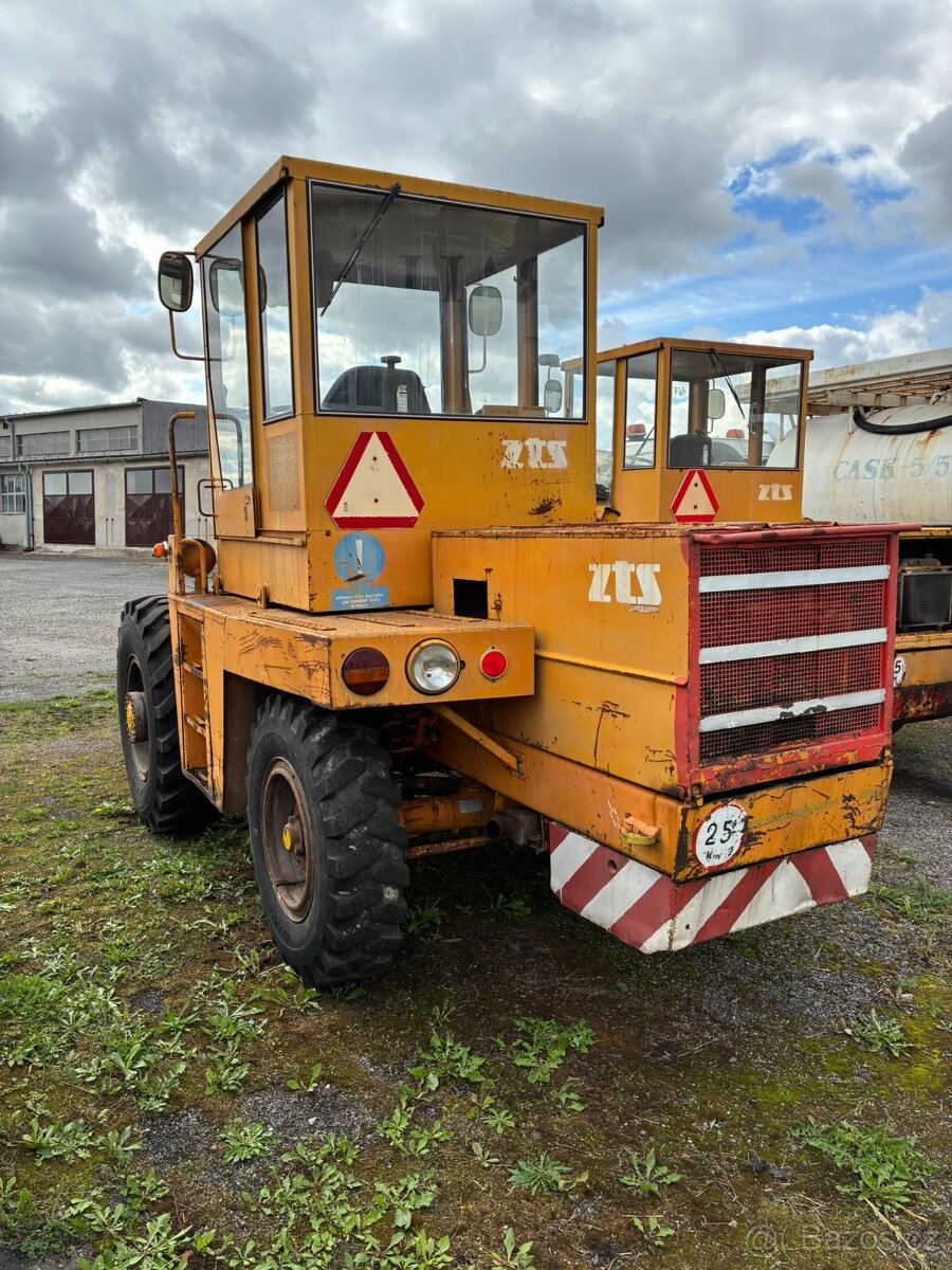 Nakladač HON UN 053.2 - 3