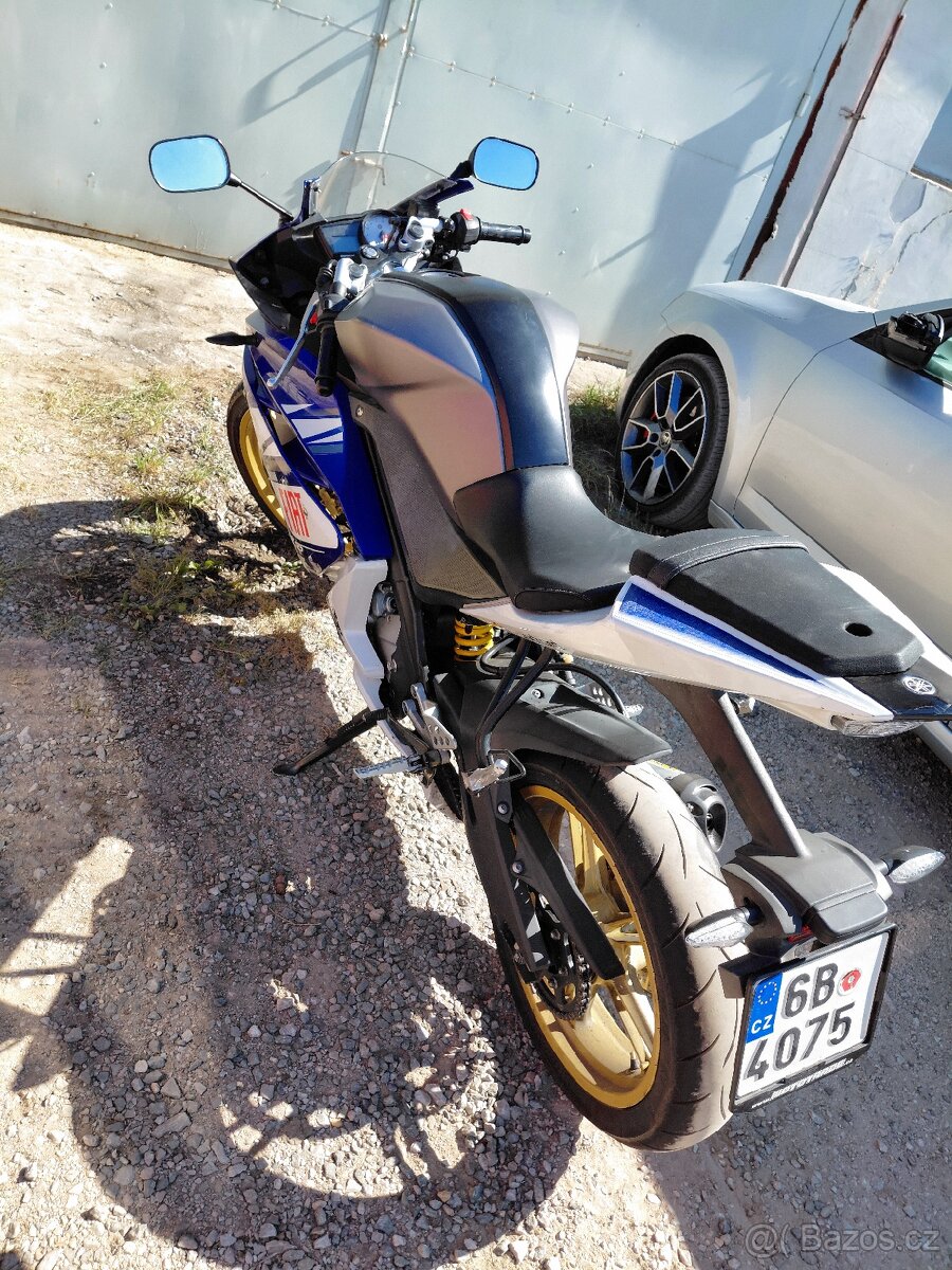 Yamaha yzf-r125 - 3