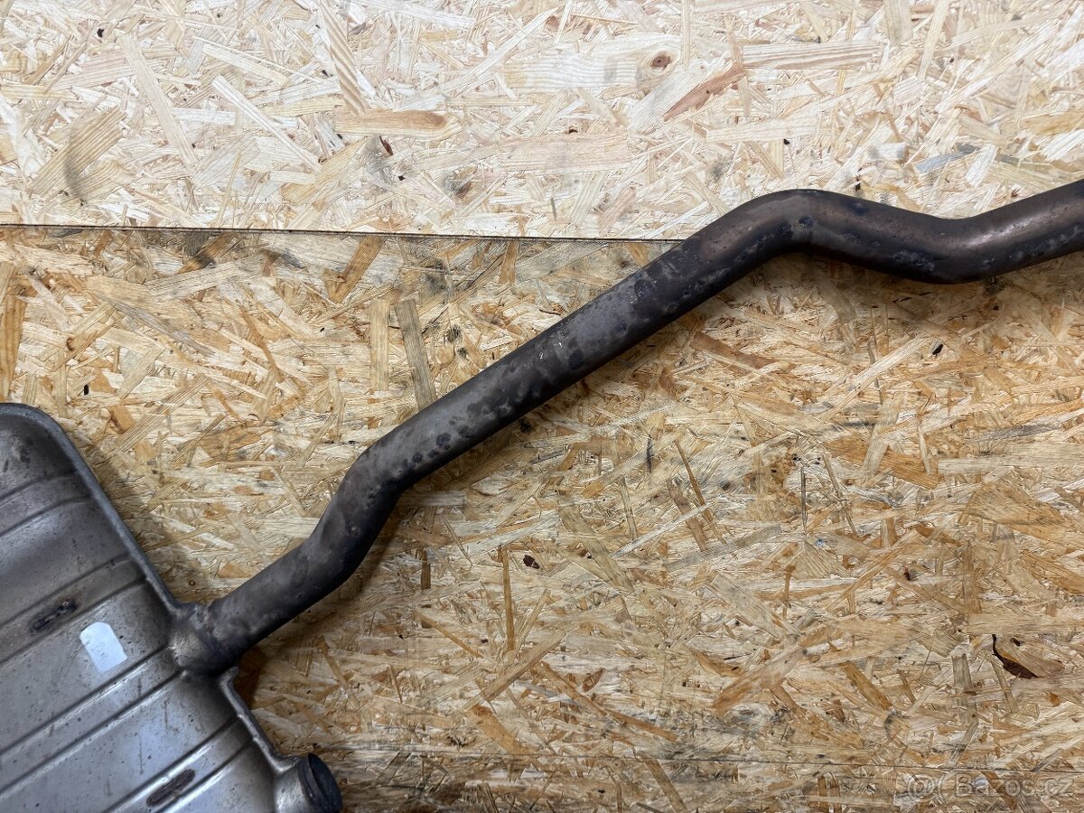 ZADNÍ DÍL VÝFUKU VW TOUAREG 7P 3.0 TDI - 3