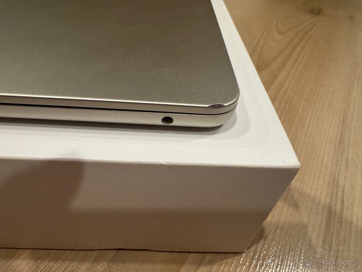 MacBook Air M2 (256 GB / 8 GB RAM) - 3