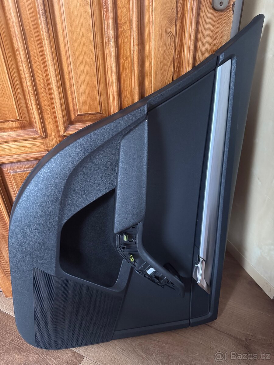 Octavia 3 tapecirung vyplne dveri combi - 3