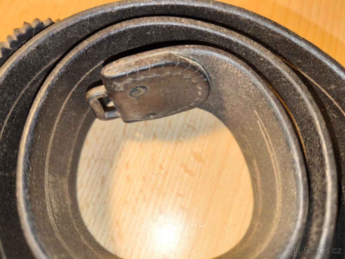 Starý kožený opasek ČSLA, 100 cm. - 3