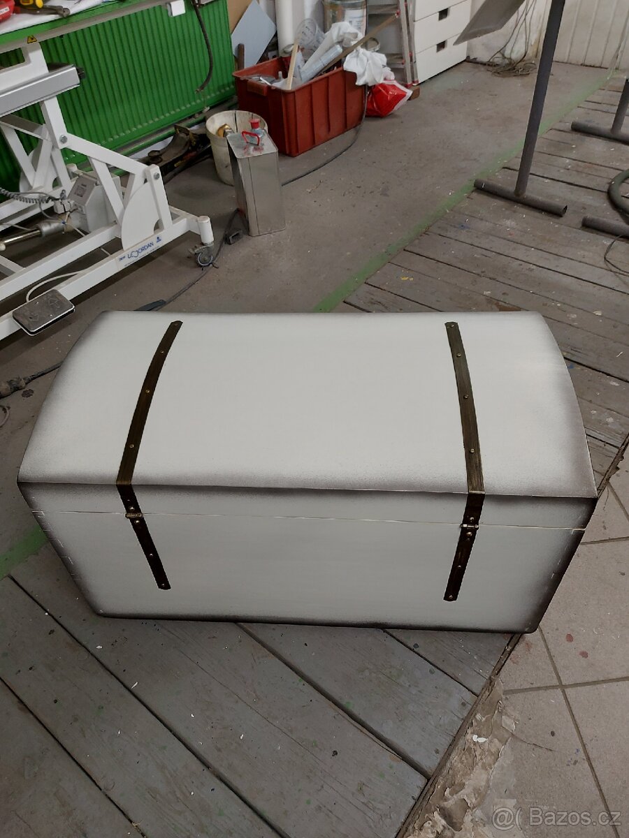 Prodám dřevěnou truhlu - 3