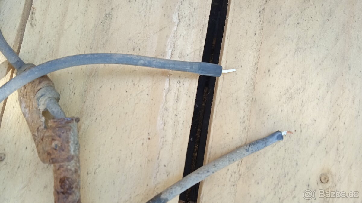 Čidlo ABS Vitara 2,0V6 - 3