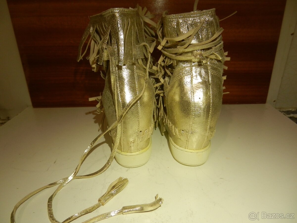 Damské kotníkové boty Vel 36 Nové - 3