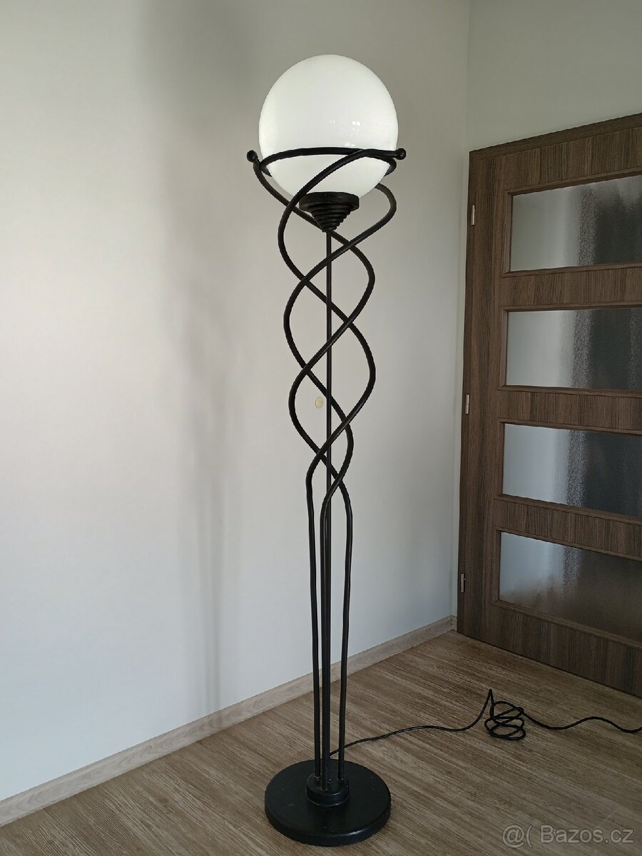 Lampa stojící - 3
