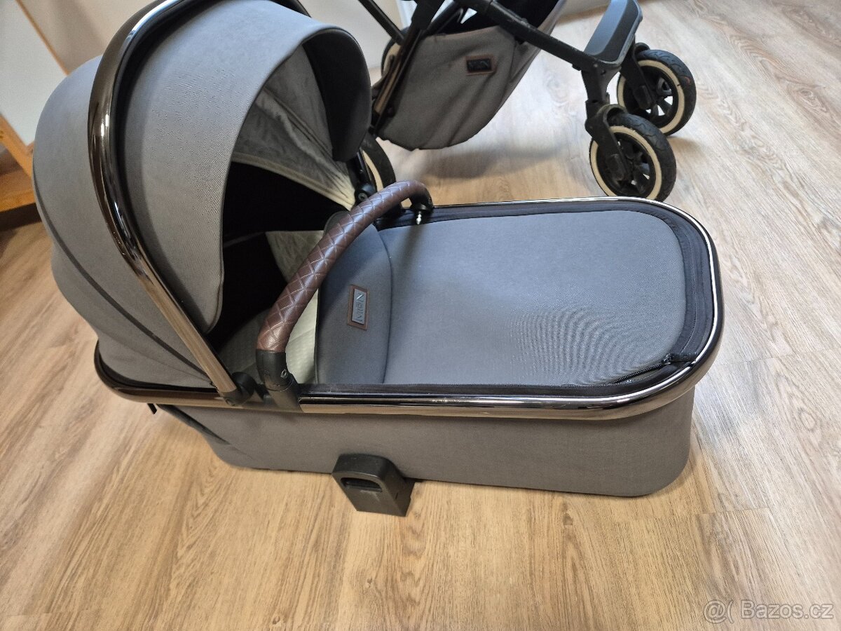 Kočárek Moon Rocca Edition Antracit - 3