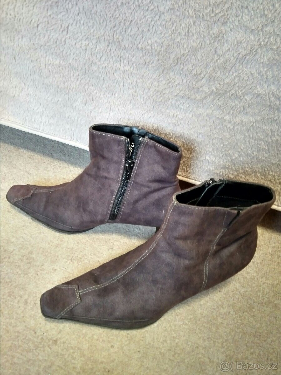 Boty - 3