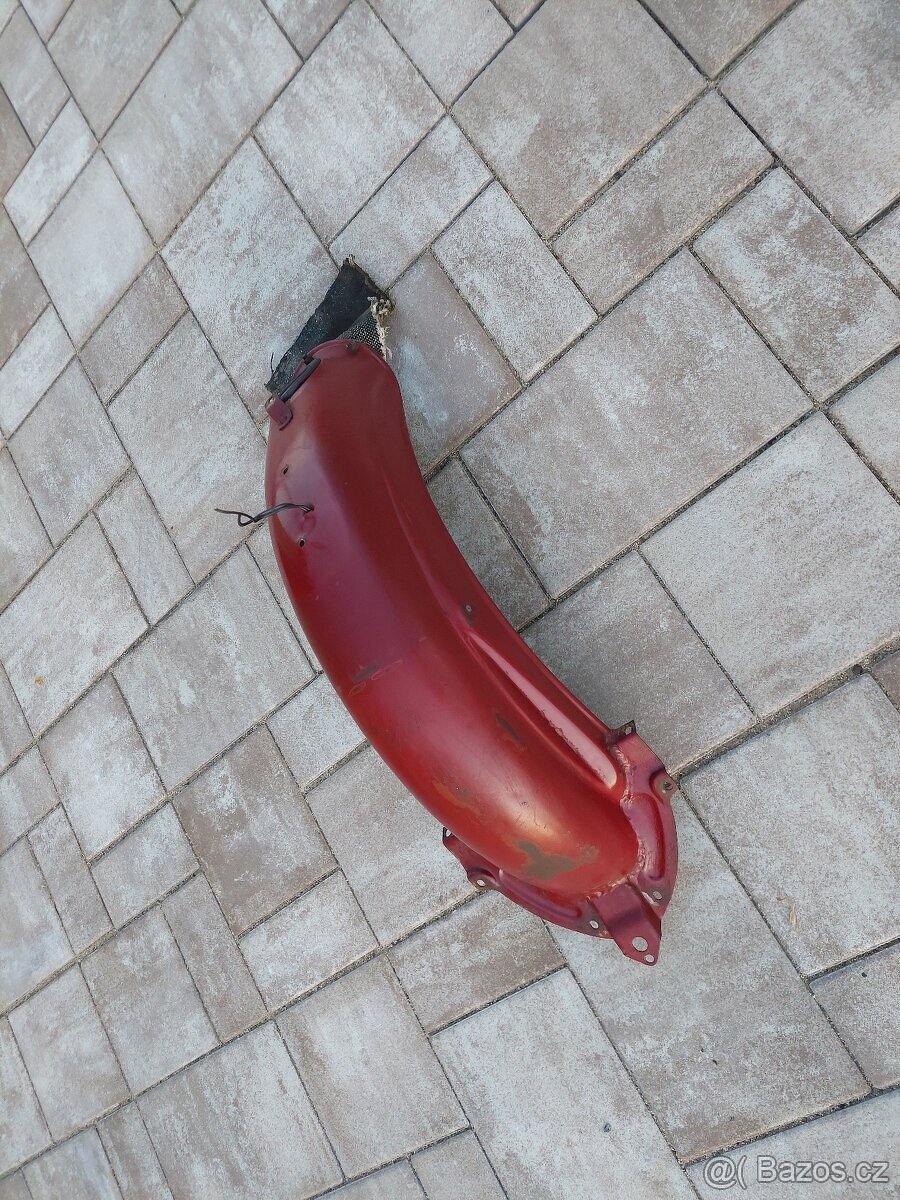 Jawa CZ 175 kyvacka - zadni blatnik - 3