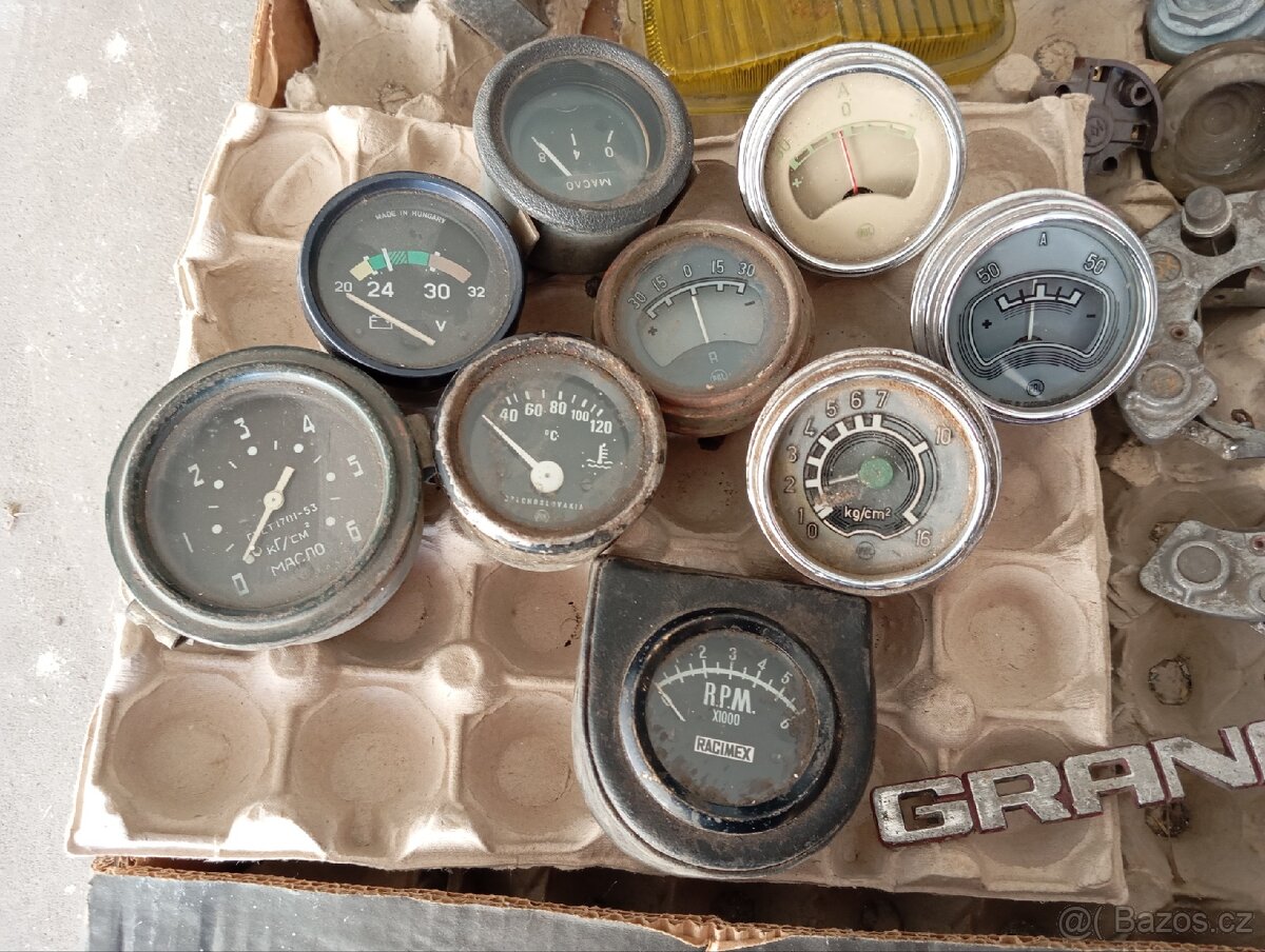 Staré díly škoda Tatra Praga Jawa aj - 3