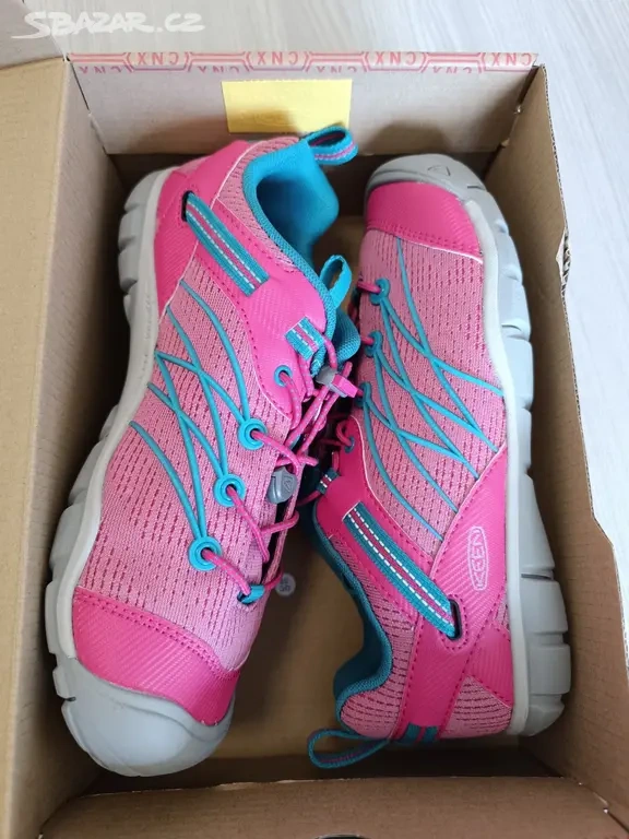 Nové dívčí boty Keen vel. 37 - 3