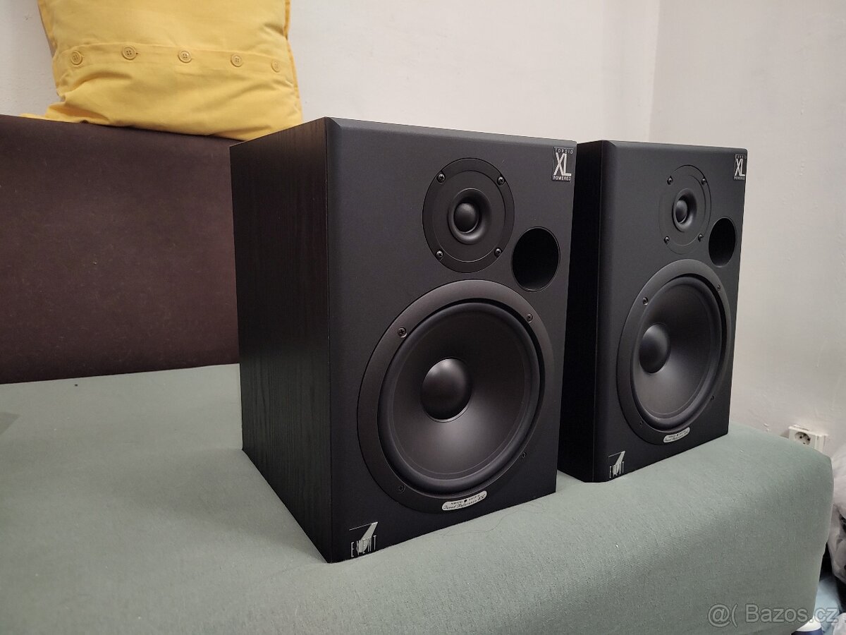 Event TR 8 XL ,150 w ,8" studiové monitory - 3