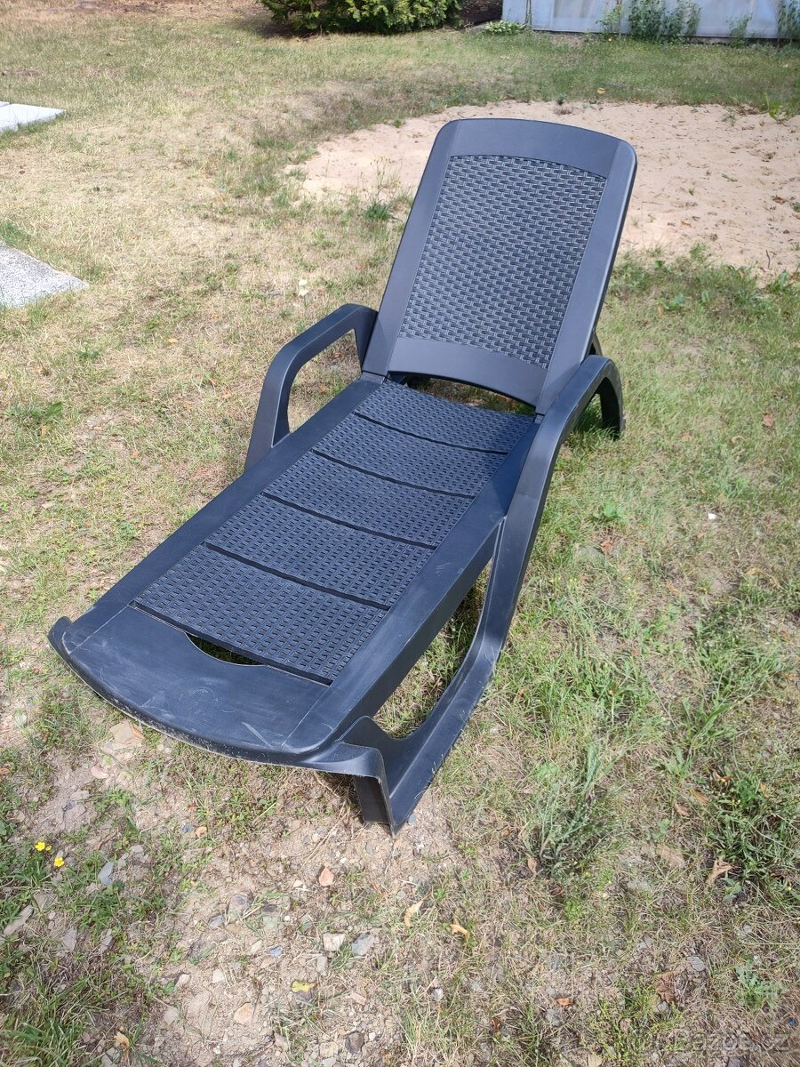 LEHÁTKO PŮV.CENA 3500,- - 3