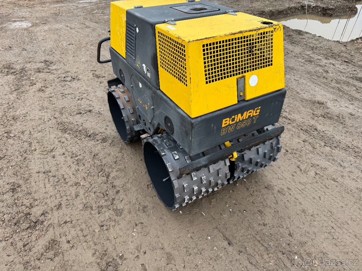 Ježkový válec Bomag BW850T - 3