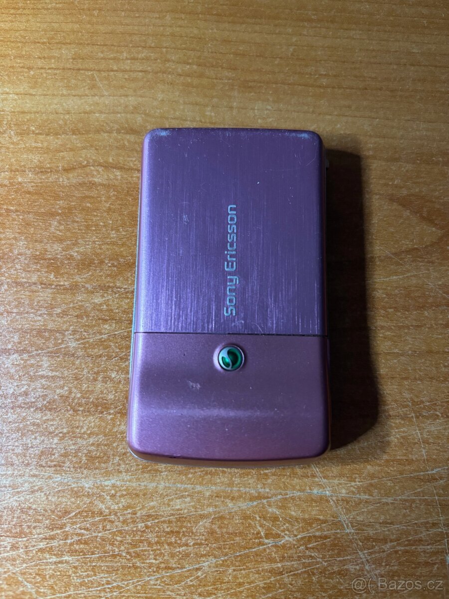 Sony Ericsson T303 - 3