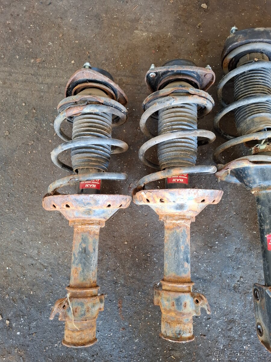 Kompletní tlumiče Impreza GG/GD - 3