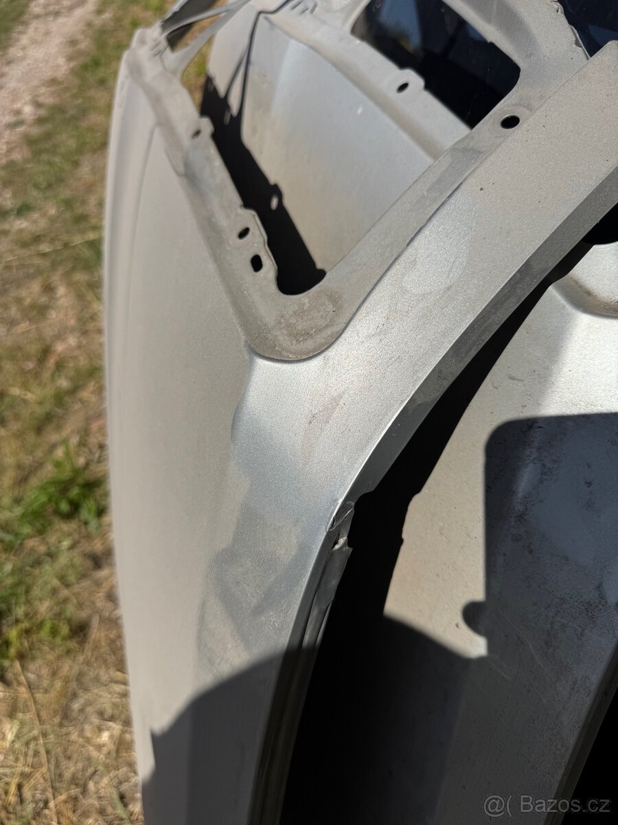 Škoda Octavia 2 kapota - 3