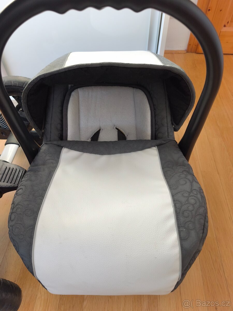 Trojkombinace kočárek - 3