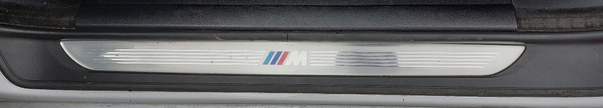 BMW e90 / e91 / e92 / e93 - Prahové M paket nášlapy - 3