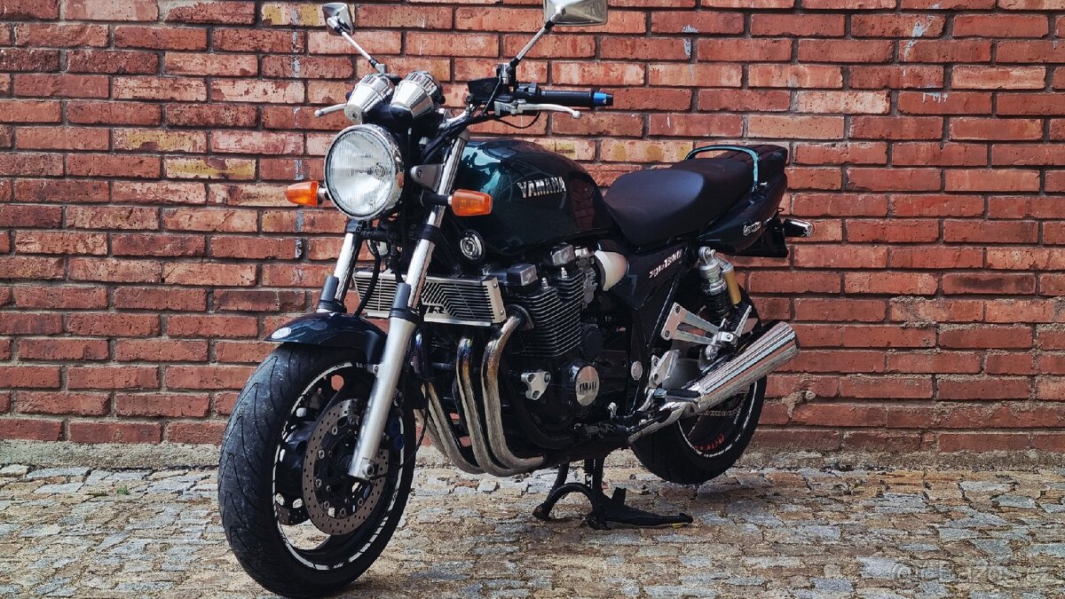 YAMAHA XJR 1300 - 3