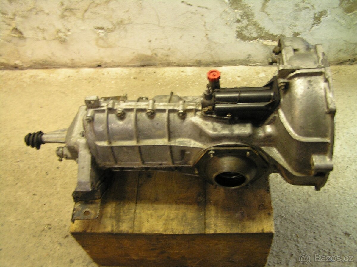 Škoda 110R-převodovka - 3