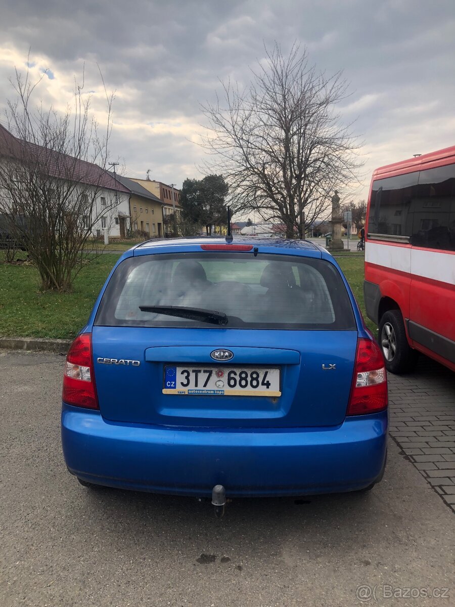 Kia cerato LX - 3
