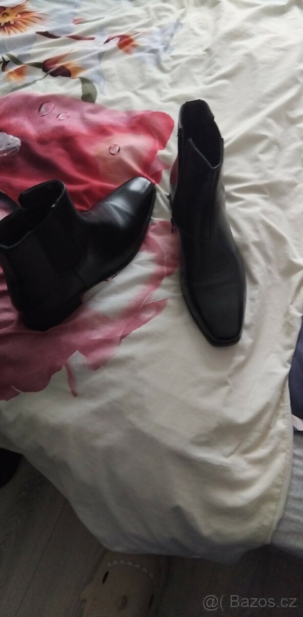 PRODAM NOVE BOTY - 3