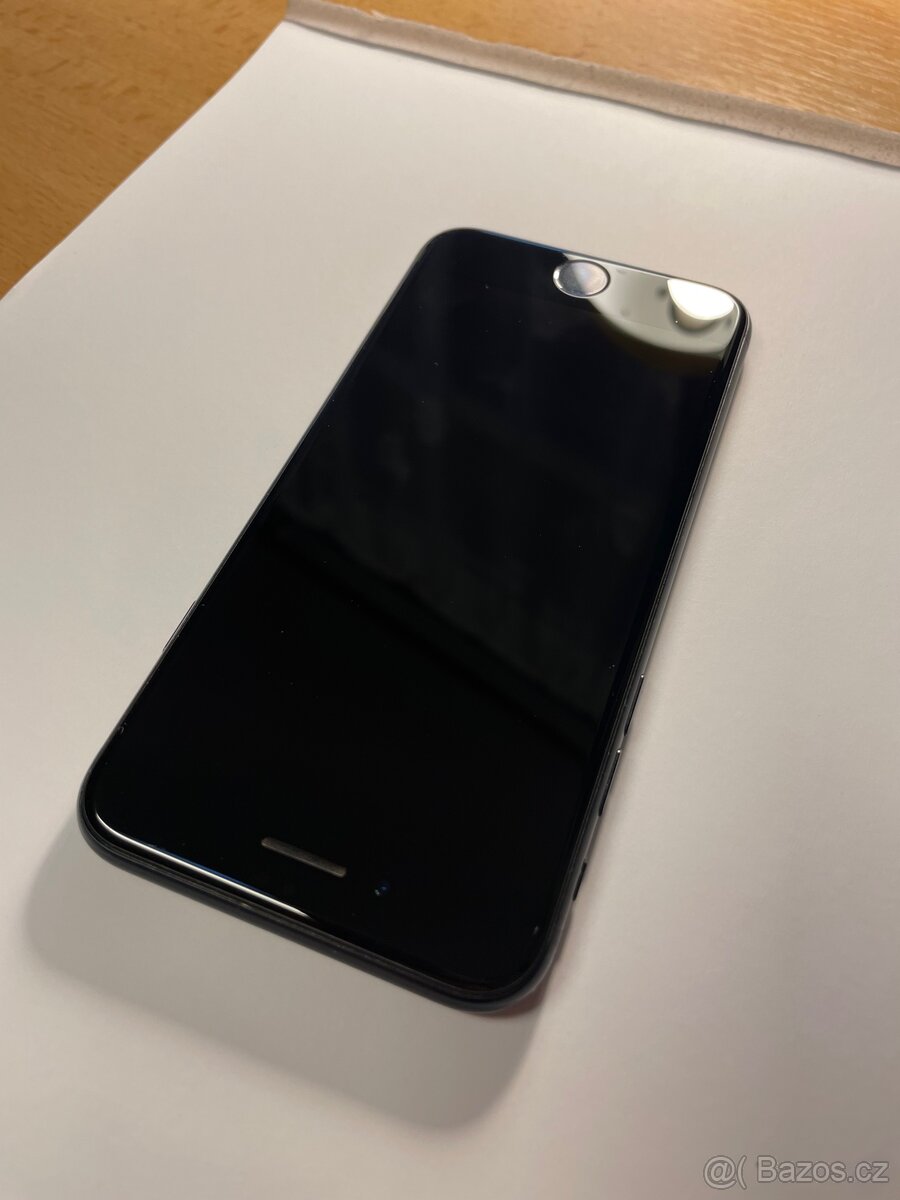 Apple iphone SE 3gnr. 2022 64GB - 3