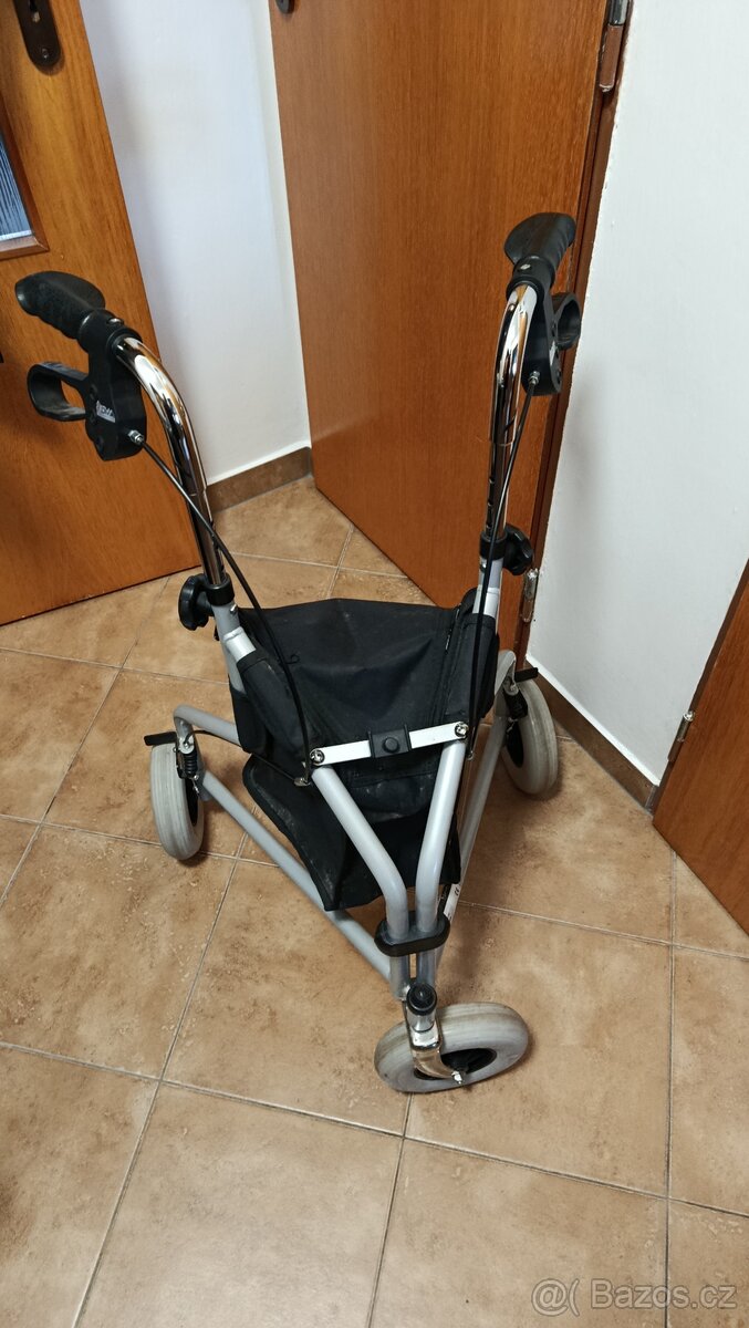 seniorské chodítko - 3