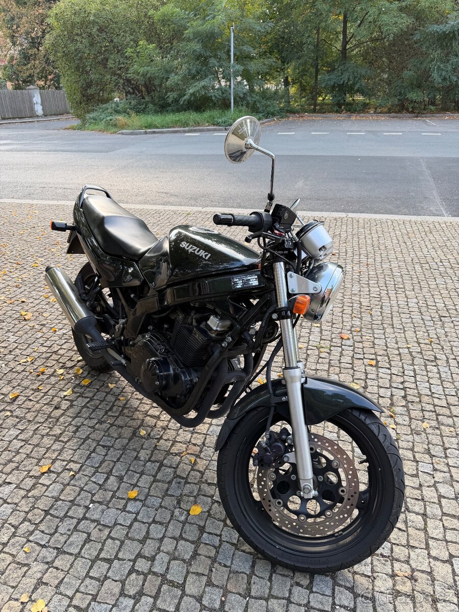 Suzuki GS500 - 3
