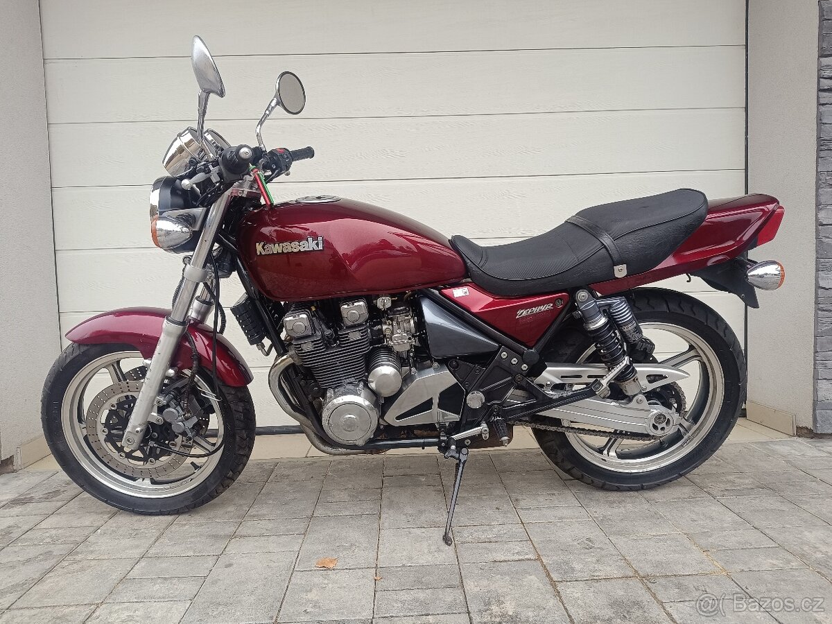 Kawasaki ZR 550 Zephyr - 3