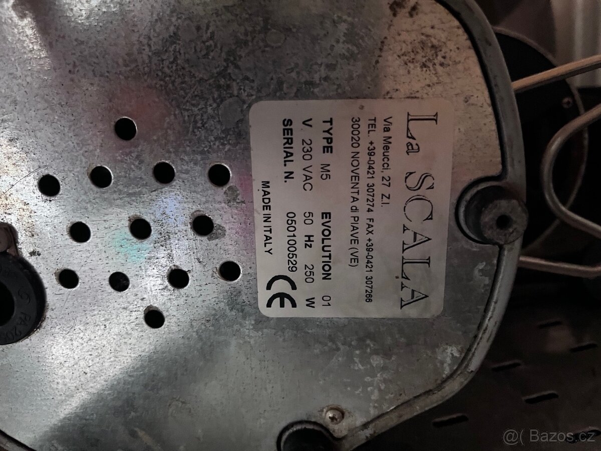 Profi mlýnek na kávu La Scala málo používaný - 3