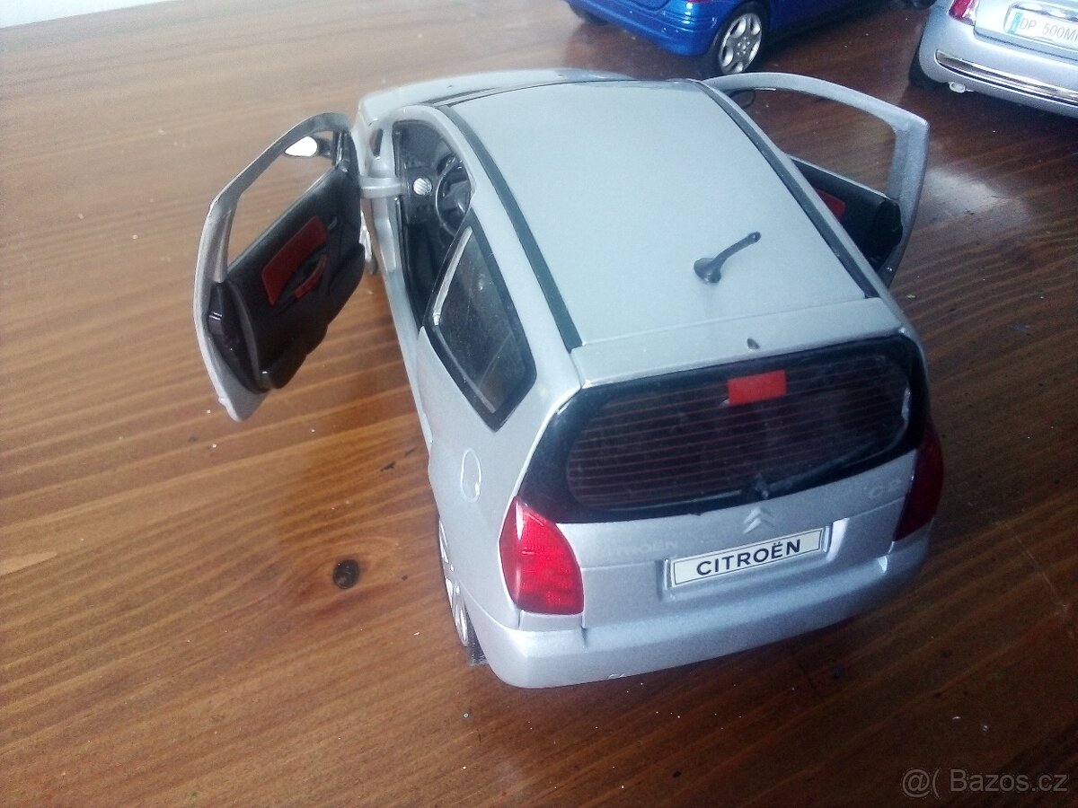 Modely 1:18 Citroën MB Fiat 500 - 3