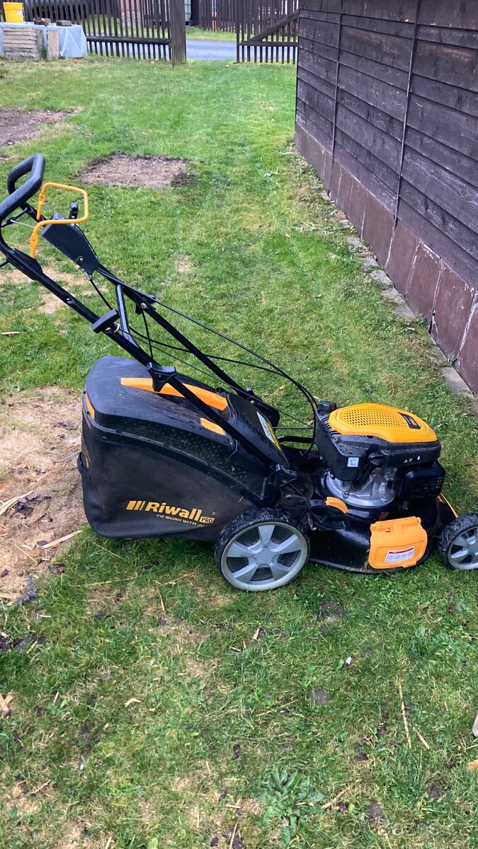 Sekačka benzinová - 3