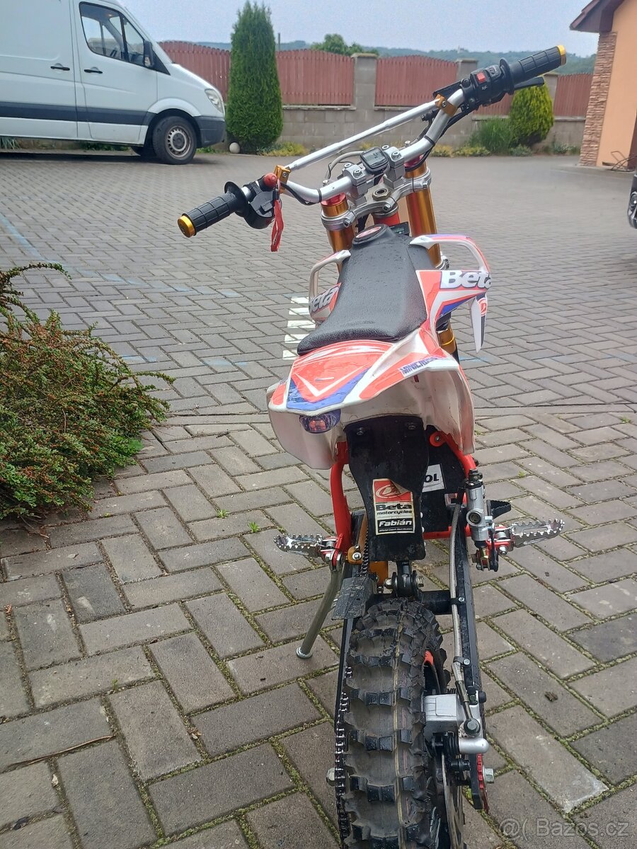 Beta Minicross -E 12 dětská elektromotorka - 3