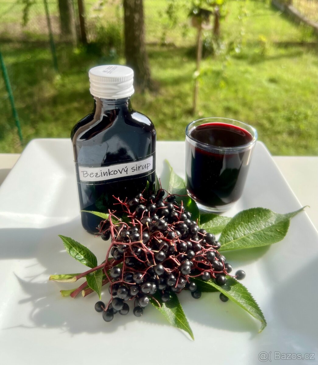 Čerstvý domácí bezinkový sirup - 3