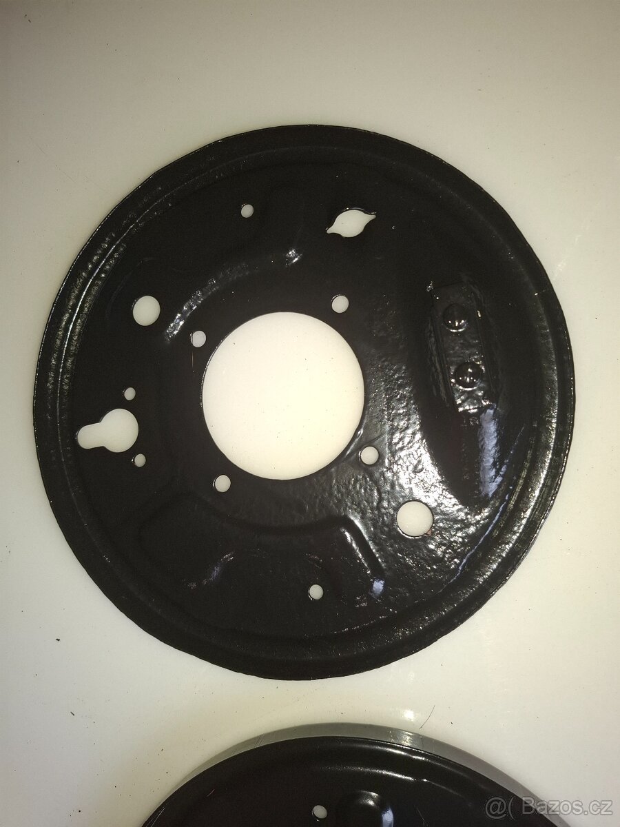 Zadní Štíty brzd škoda 195 120 110r 136Gl 130Rapid - 3