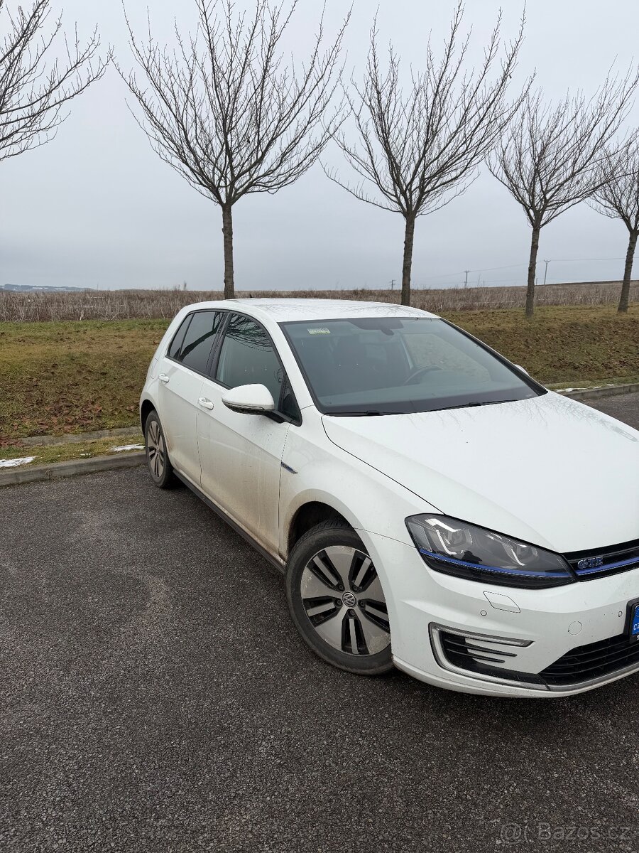 TOP: VW Golf VII GTE HYBRID - 3