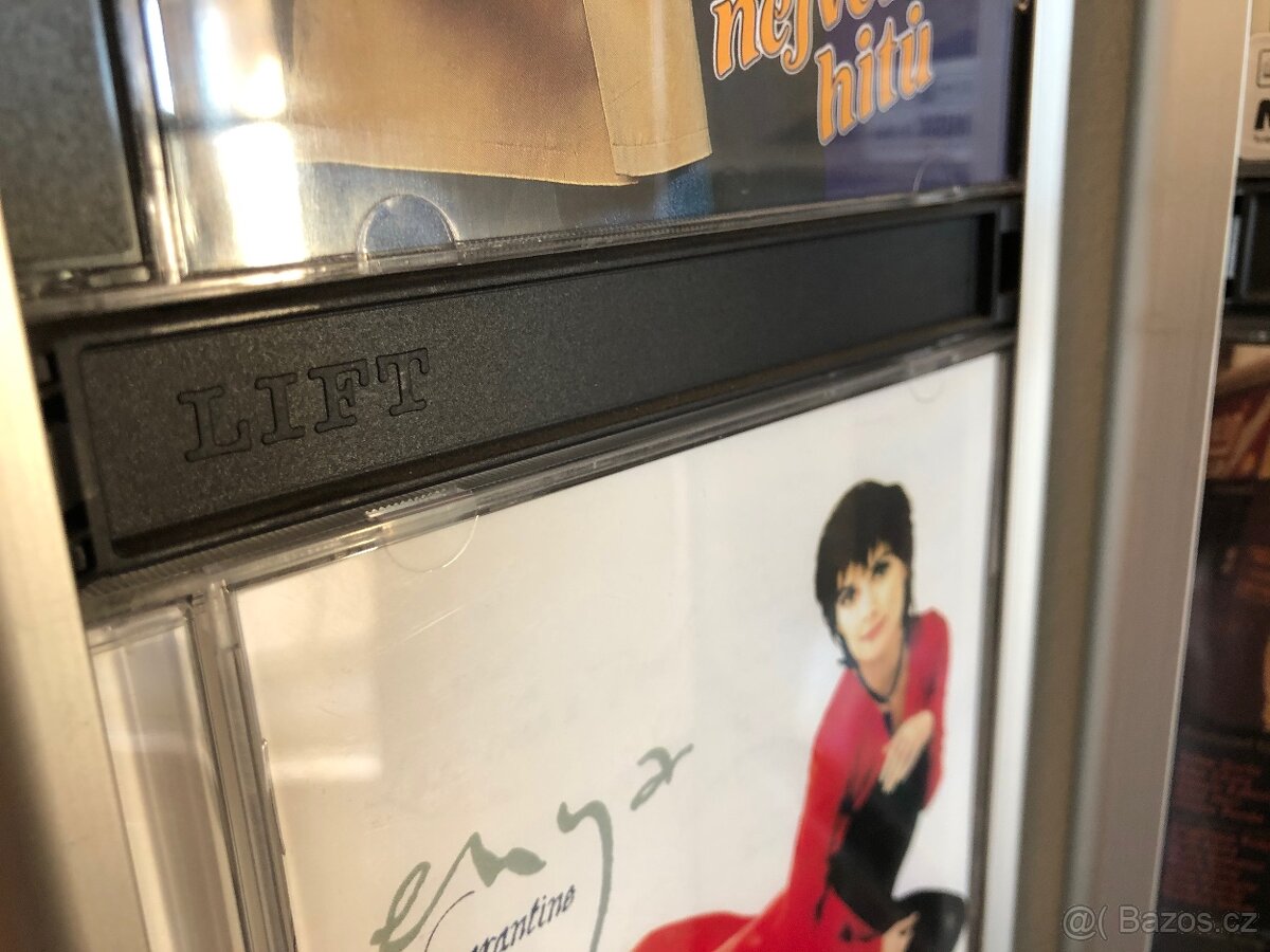 Prodám stojany, pořadače na CD - SLEVA 85% - 3