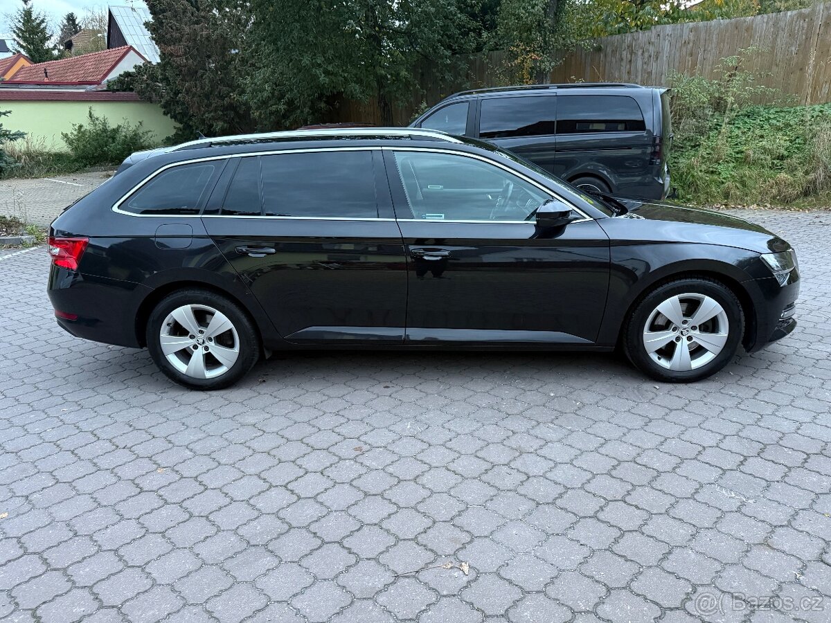 PRONÁJEM VOZIDLA SKODA SUPERB SPORT LINE, 2.0 TDi, DSG, R.V. - 3
